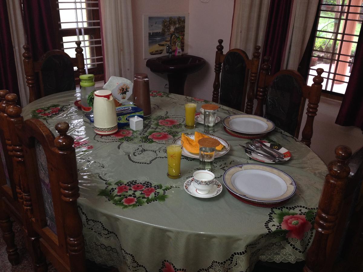 Ganesh House Homestay Kovalam Eksteriør billede