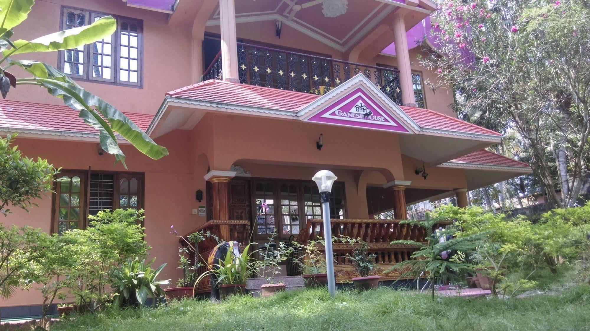 Ganesh House Homestay Kovalam Eksteriør billede